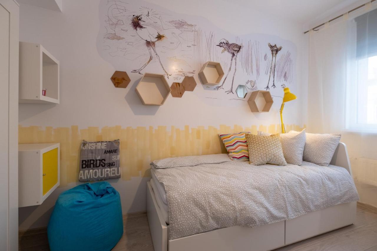 Two Bedroom Apartment Near To Doctors Garden София Екстериор снимка